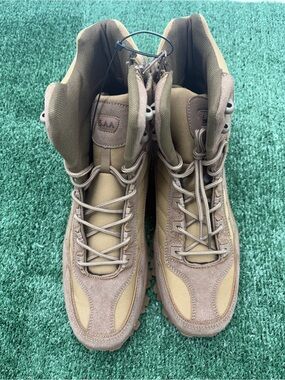 Tactical Desert Tan Men's Boots - Unbranded